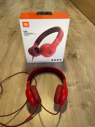 Auriculares JBL E35