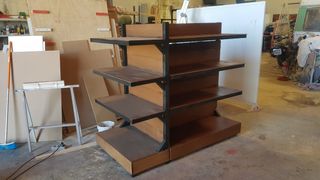 Estanterías fruteras y llanas de madera