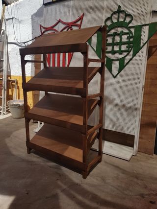 Estanterias fruteras y llanas de madera