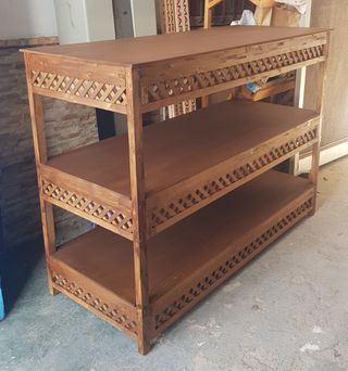 Estanterias fruteras y llanas de madera