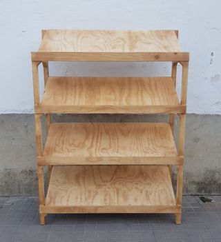 Estanterias fruteras y llanas de madera