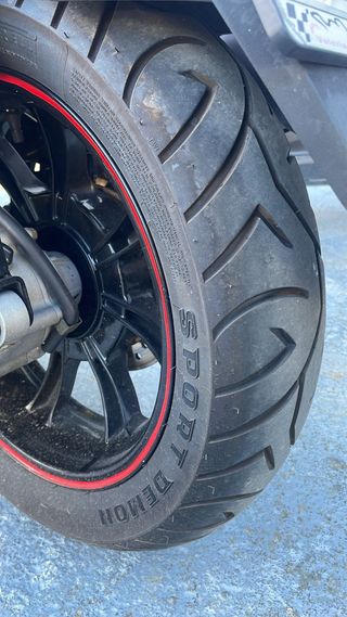 MOTO 350 ROJA FERRARI