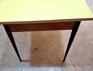 Tavolo in formica
