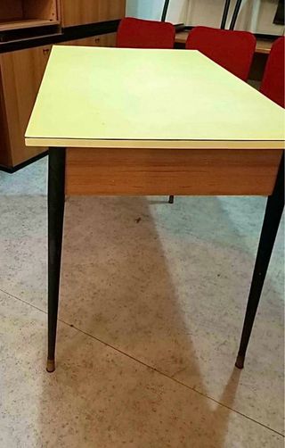 Tavolo in formica