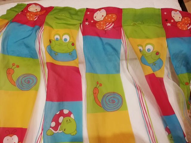 2 Cortinas infantiles