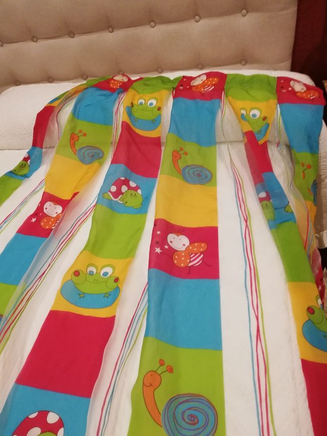 2 Cortinas infantiles