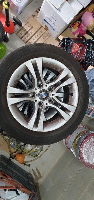 Llantas 16" BMW con neumático 205/55