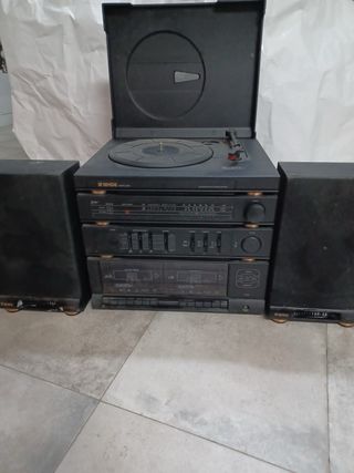 Minicadena con tocadiscos