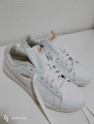 Zapatillas nuevas con dos puestas