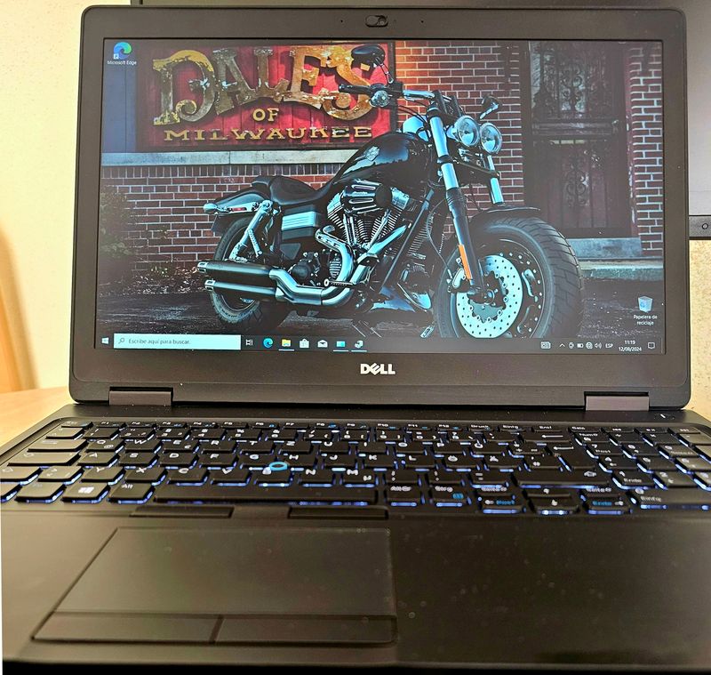 para trabajar y estudiar● Portátil DELL  ●i7●16ram afbeelding 2