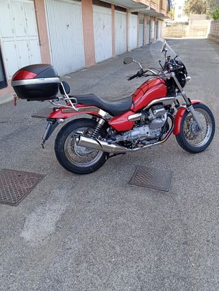 Moto Guzzi Nevada 750