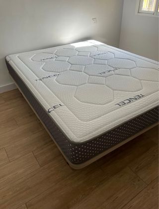 OFERTA BASE TAPIZADA+COLCHON A 190€