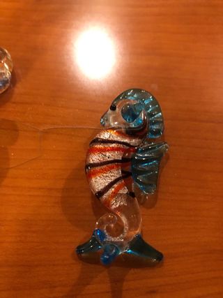 Sat ID due  pesciolini in vetro