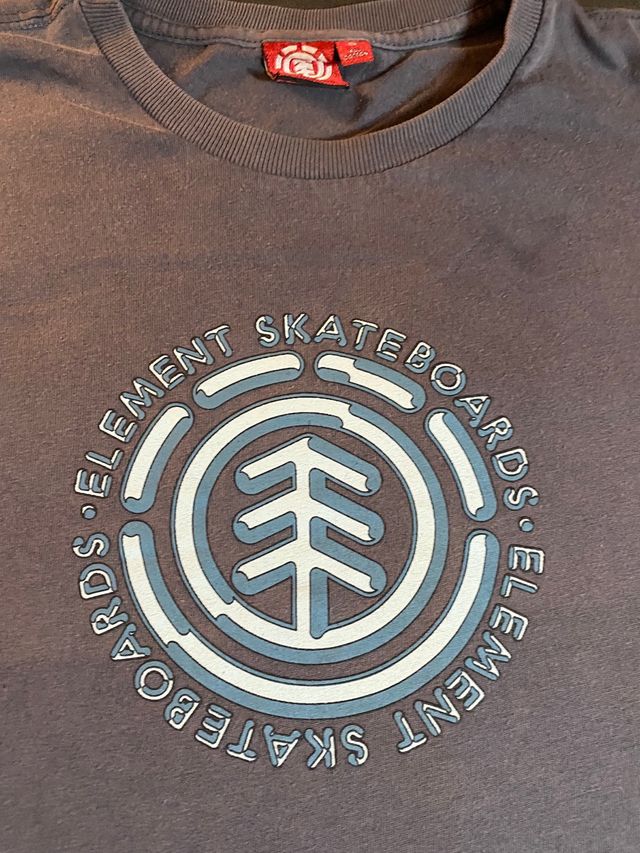 T-shirt Element