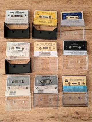 Lote 16 casetes varios