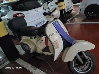 Vespa 125