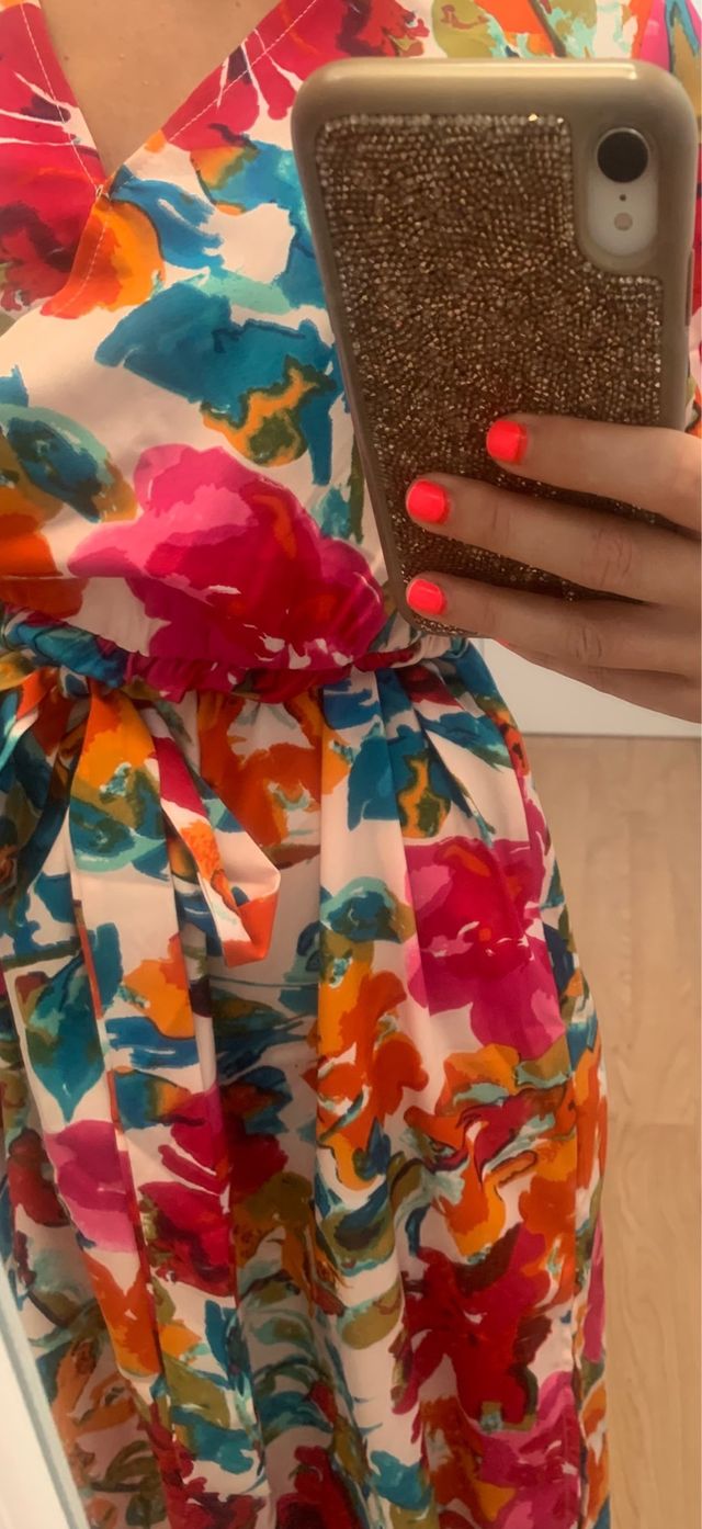 Vestido con estampado de flores