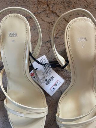 Sandalias tacón ancho tiras Zara
