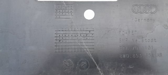 Rejilla Radiador Audi 8W0 853 651