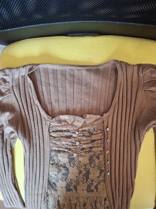 jersey marrón