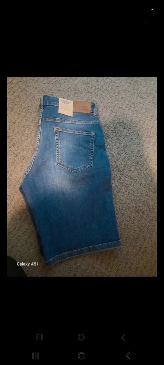 Pantaloncini in denim