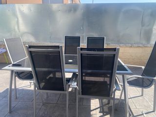 Mesa de jardin con sillas urge venta
