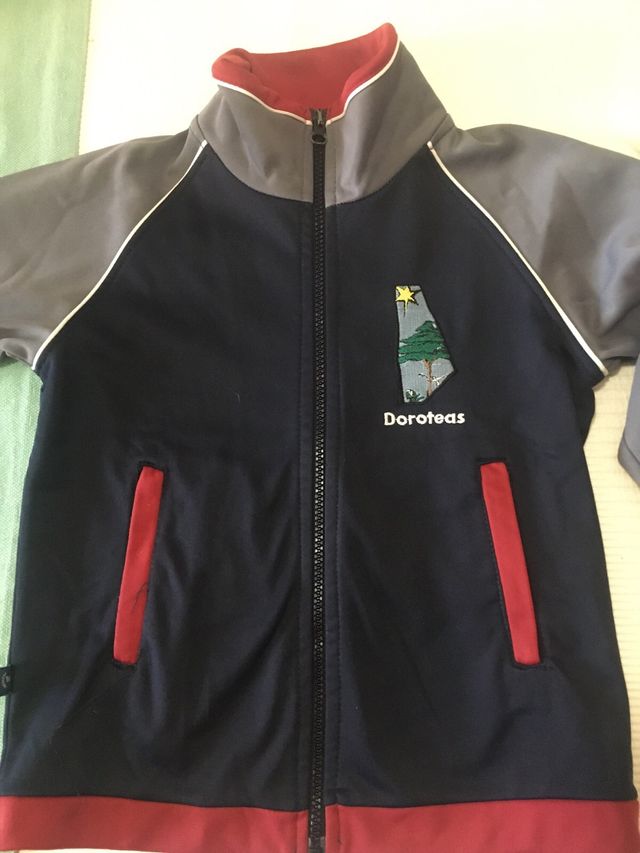 Chandal doroteas tallas 6 y 8