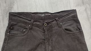 Pantalón marrón Chevignon