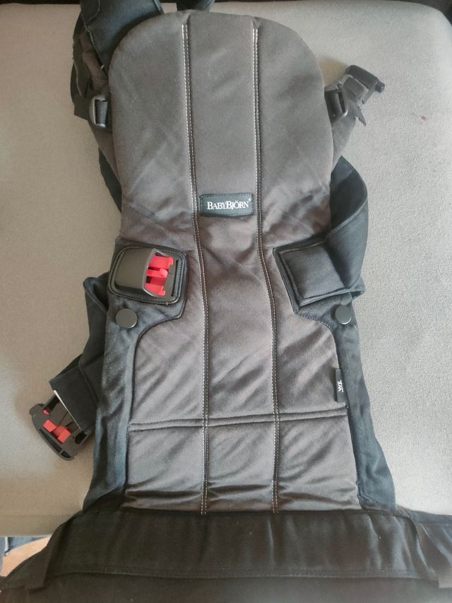 Portabebés BabyBjörn con funda