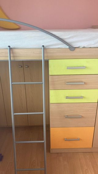 Cama tren armario