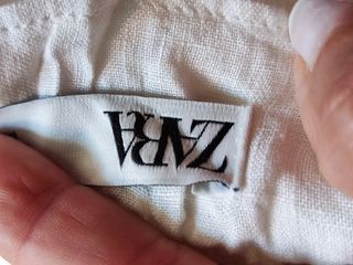 Top donna in lino bianco. Zara. M