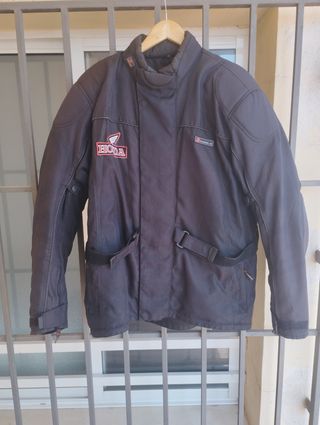 se vende chaqueta hombre para moto XL