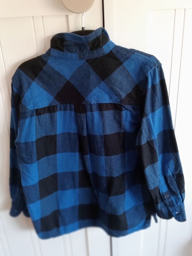 Camisa de cuadros niño.