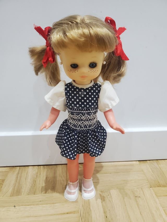 Muñeca Lesly Famosa antigua años 70