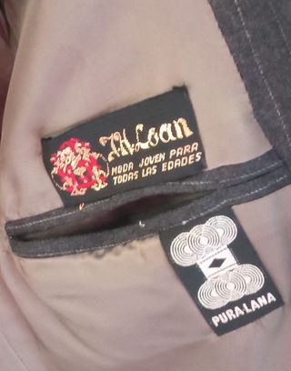 Traje clásico de vestir para caballero