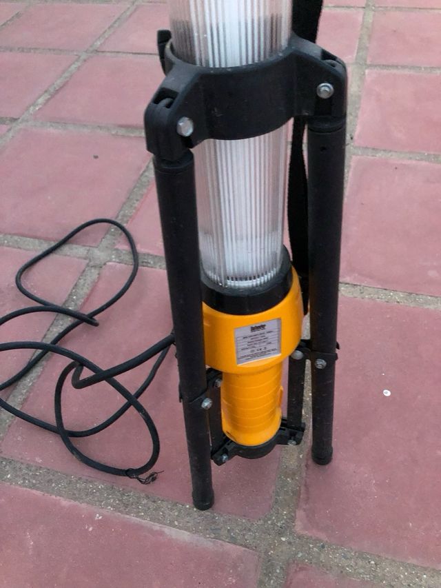 Lámpara led taller vertical 