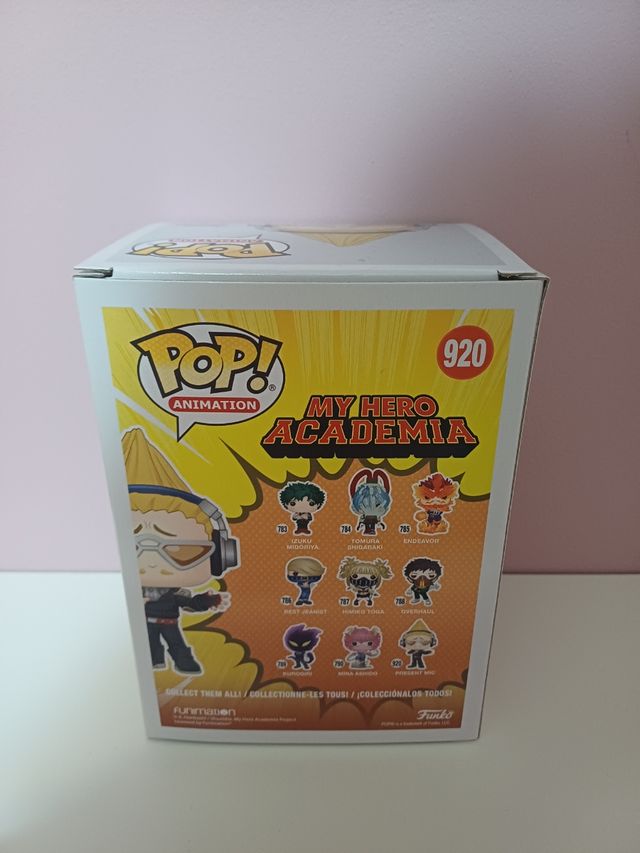 Funko pop present mic 920