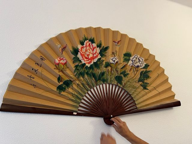 Abanico grande pintado a mano