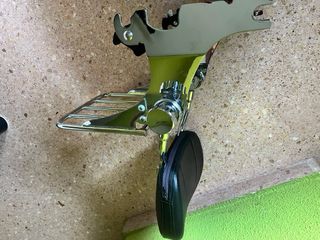 Respaldo con parrilla original Harley Davidson