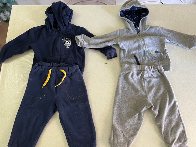 Lotto due tute invernali 24 mesi