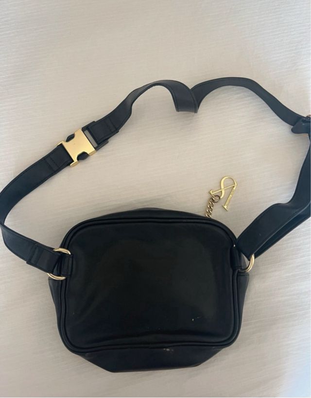 Riñonera Victoria’s Secret