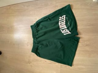 Chandal corto verde con letras 