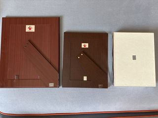 2 cornici  1 svuotatasche in argento