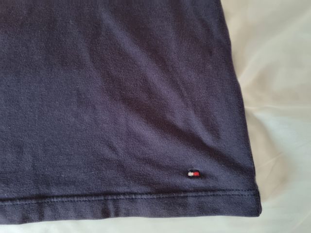 Camiseta Tommy Hilfiger con cuello camisa