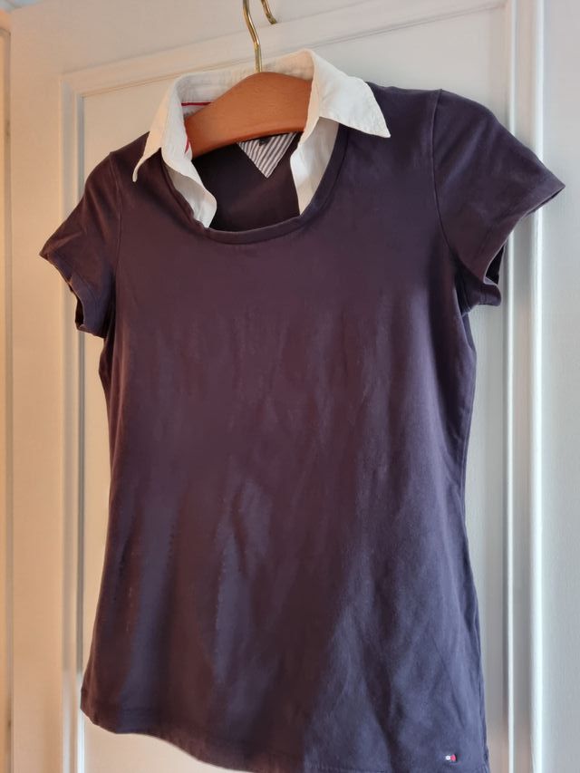 Camiseta Tommy Hilfiger con cuello camisa