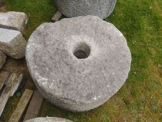 Antigua Piedra de Granito de Forma Circular 104cm