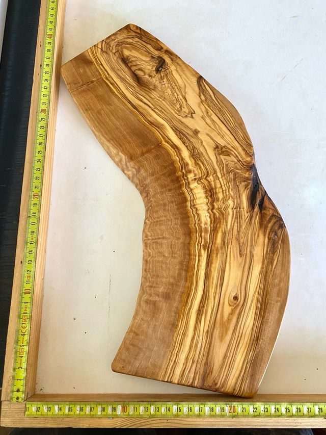 Tabla cortar o servir madera Olivo
