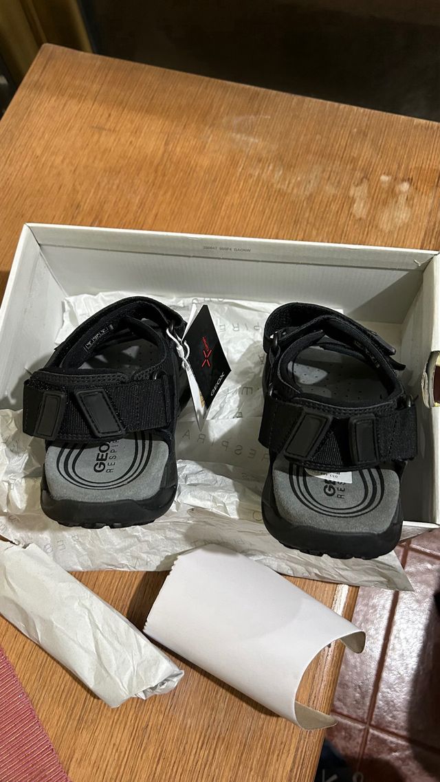 Vendo Sandalias Geox