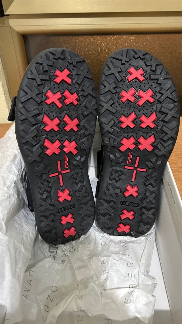 Vendo Sandalias Geox