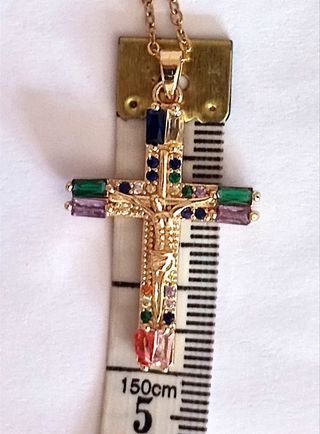 CADENA Y CRUZ CON CIRCONITAS